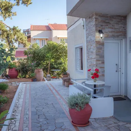 Apartment Stefanie Agia Marina (Crete)