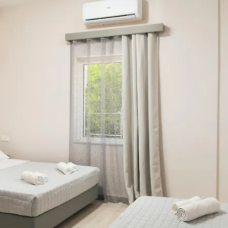 Stefanie Apartment